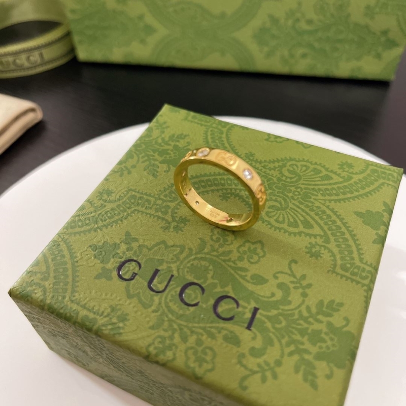 G*u*i rings